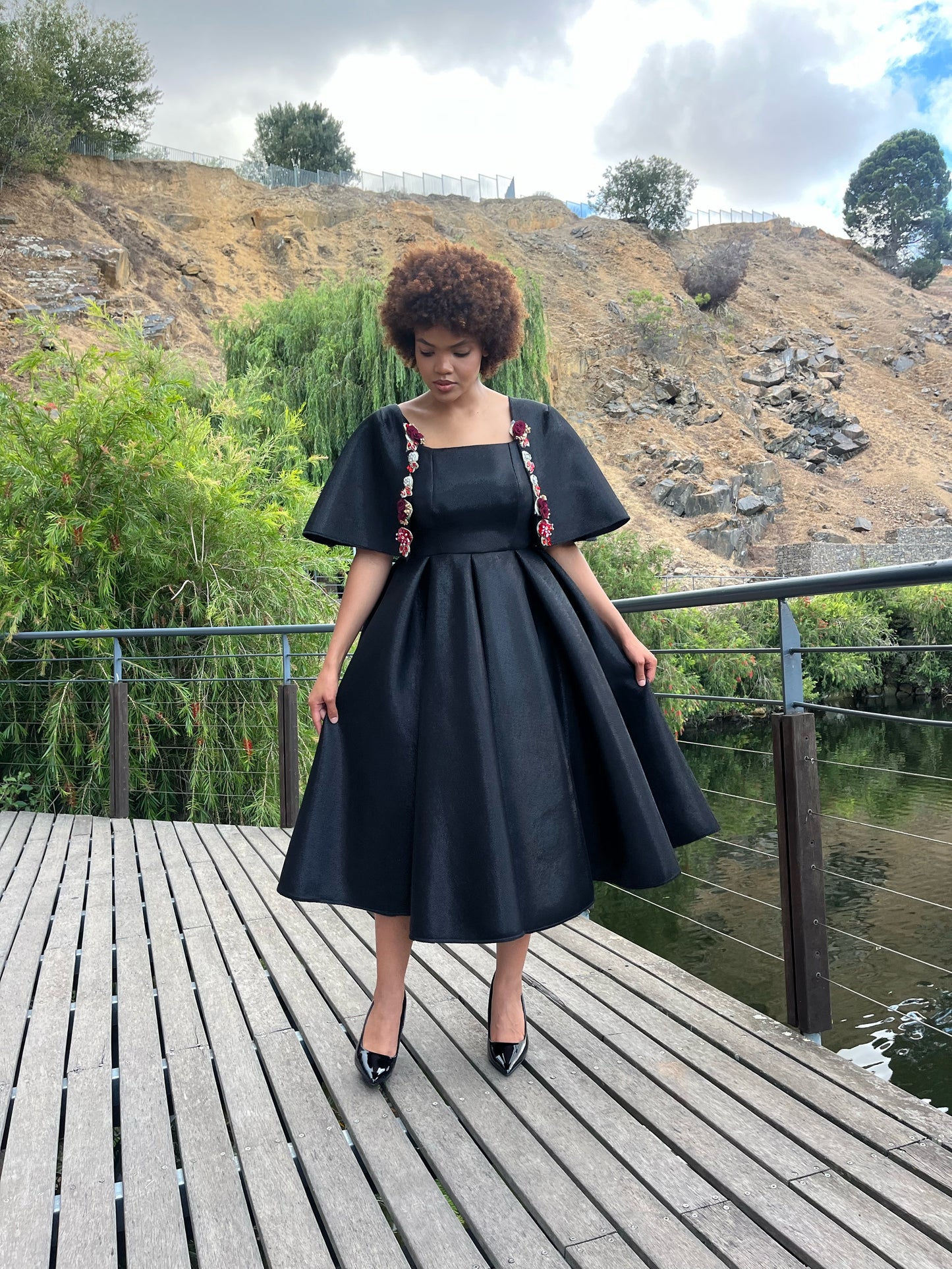 Shenell morosa black dress