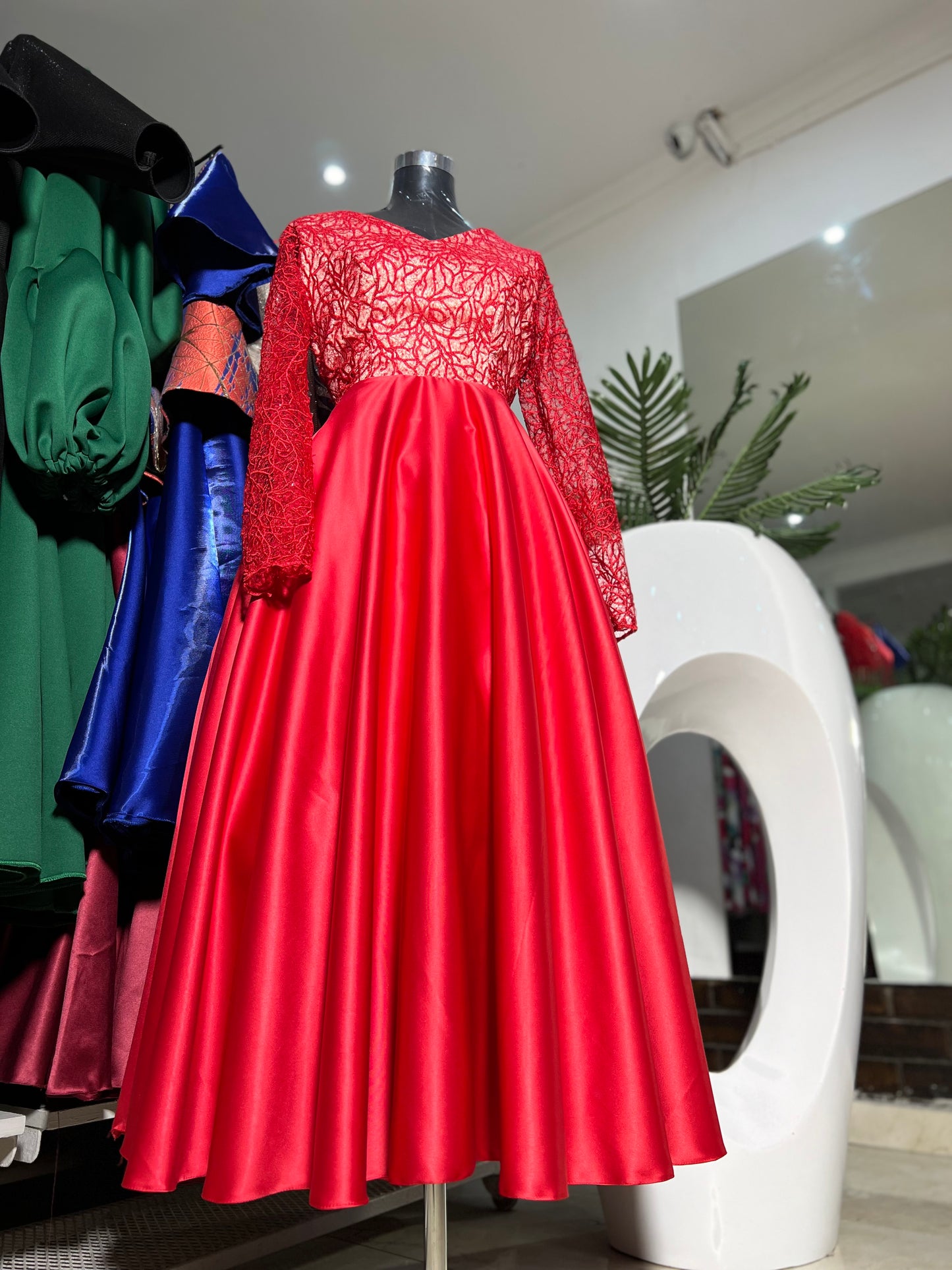 Shenell Winny dress