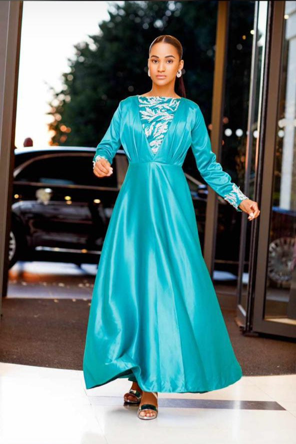 Shenell turquoise Satin & lace 102