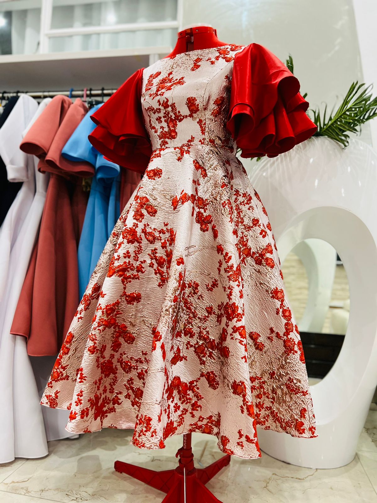 Shenell brocades dress with batterfly sleeves 0021