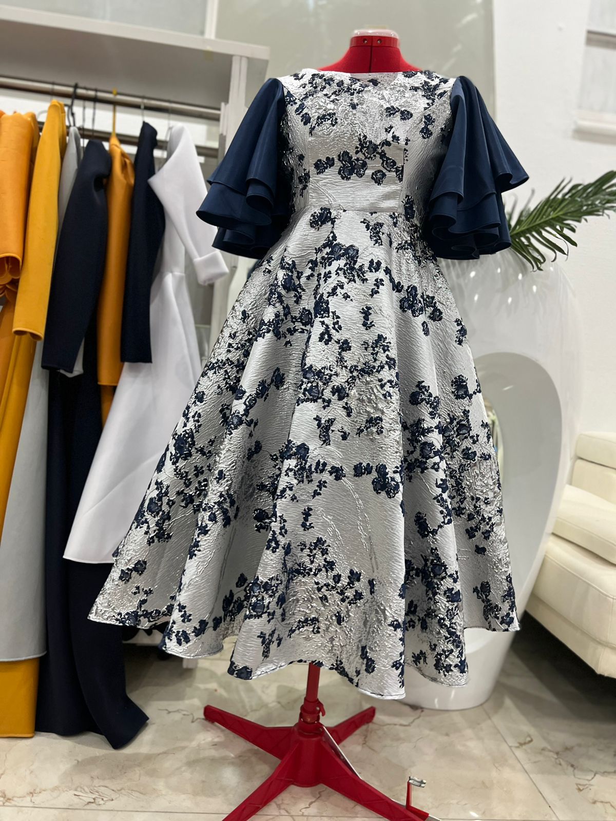 Shenell brocades dress with batterfly sleeves 0021